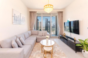 Charming Apartment in Downtown Just Steps from Burj Khalifa & Dubai Mall by Bhavan Vacation Homes